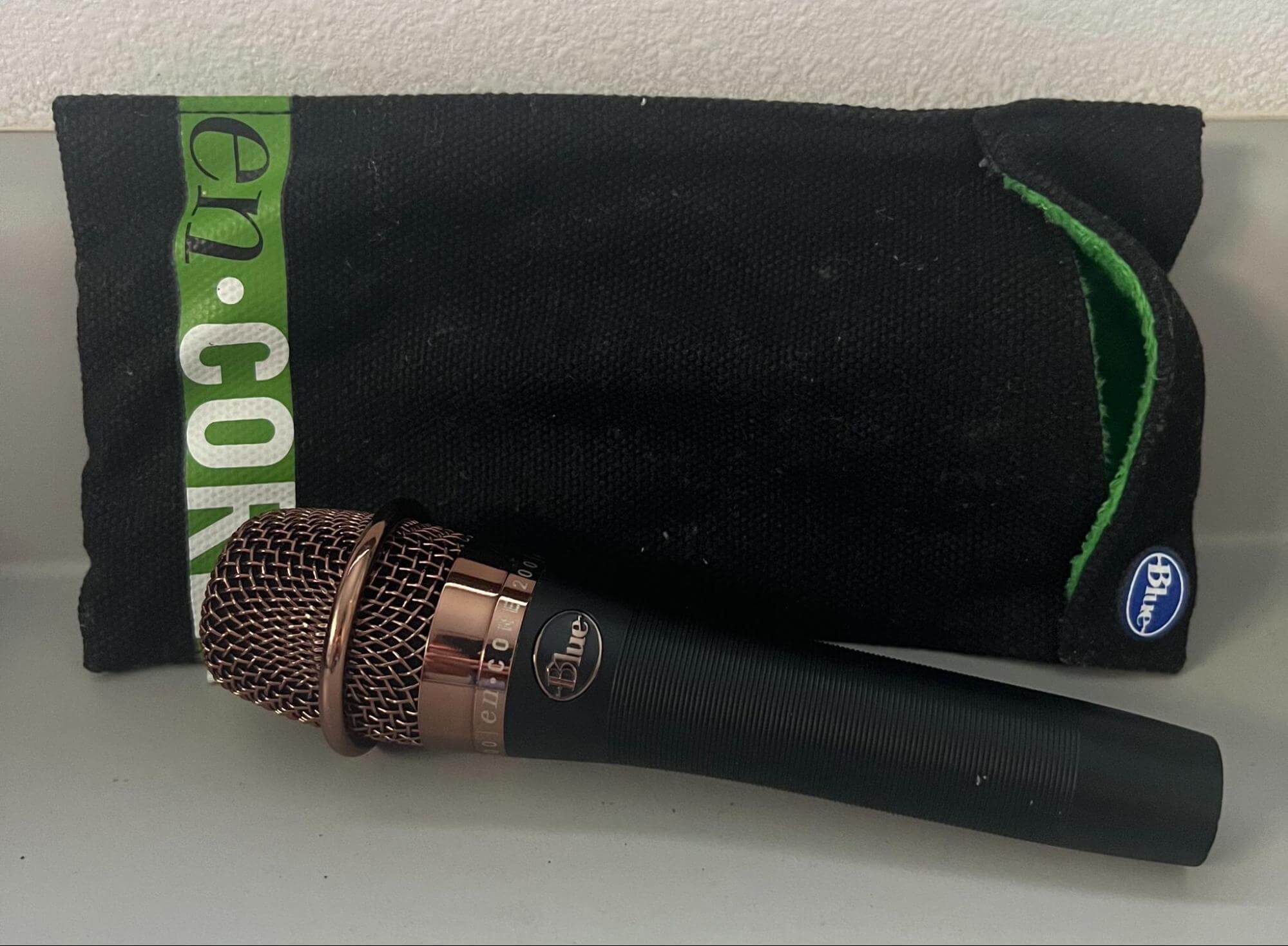 encore 200 mic